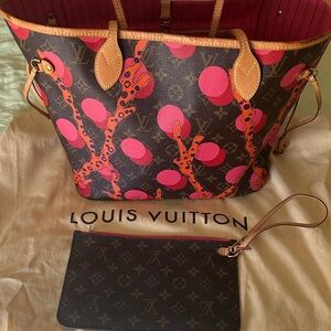 Louis Vuitton Monogram La Mage Neverfull MM Tote Bag  LV
Brown Red Pink